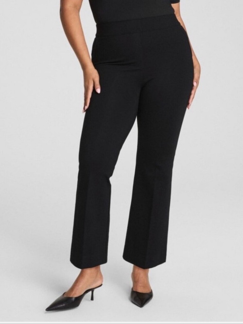 SPANX Supersmooth Perfectfit Ponte Kick Flare Pant Black Size M NEW w Tags
